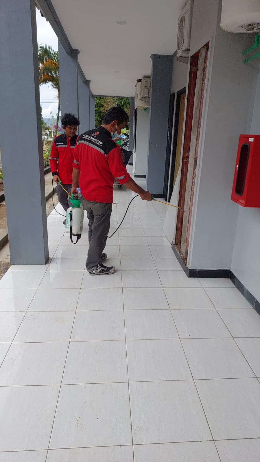 WhatsApp Image 2025-08-12 at 09.51.12 (2)